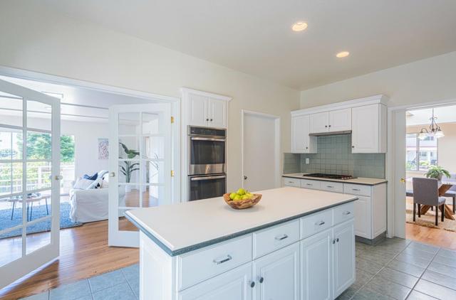 175 Tamarack Drive, Aptos CA: https://media.crmls.org/mediaz/a2c8e07a-7190-4bd1-ab0c-eb9ee194e110.jpg