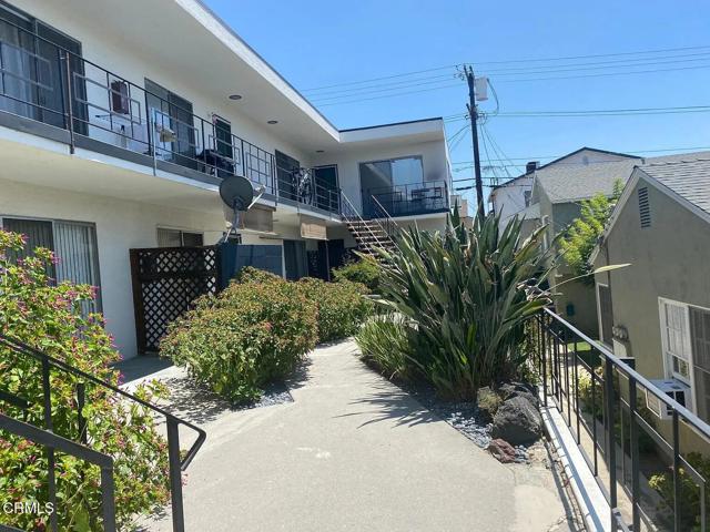 Detail Gallery Image 9 of 11 For 524 E Palm Ave #8,  Burbank,  CA 91501 - 2 Beds | 2 Baths