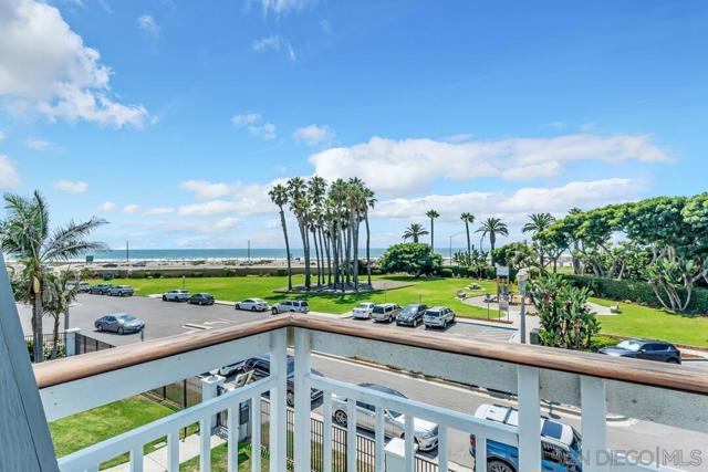 24 Montego Court, Coronado CA: https://media.crmls.org/mediaz/a2ca68bd-067d-4689-a668-0189114b03de.jpg