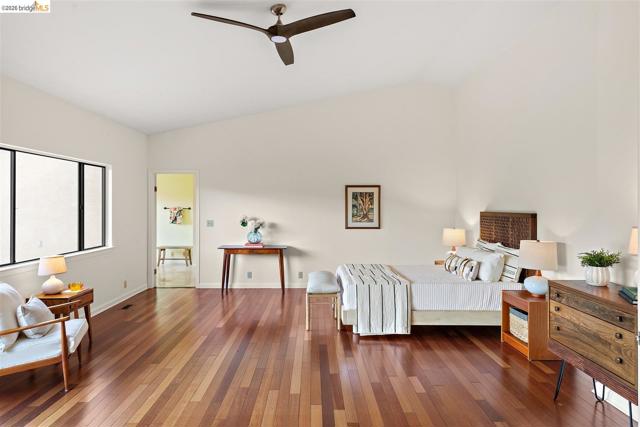 6065 Dimm Way, Richmond CA: https://media.crmls.org/mediaz/a2cb3b59-6c27-45ac-84f8-2654e2b3712f.jpg