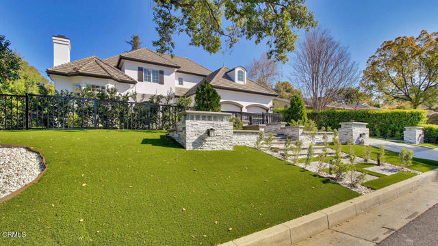 1929 Lyans Drive, La Canada Flintridge CA: https://media.crmls.org/mediaz/a2cb41b0-9a3d-42ef-9567-92acf64da565.jpg
