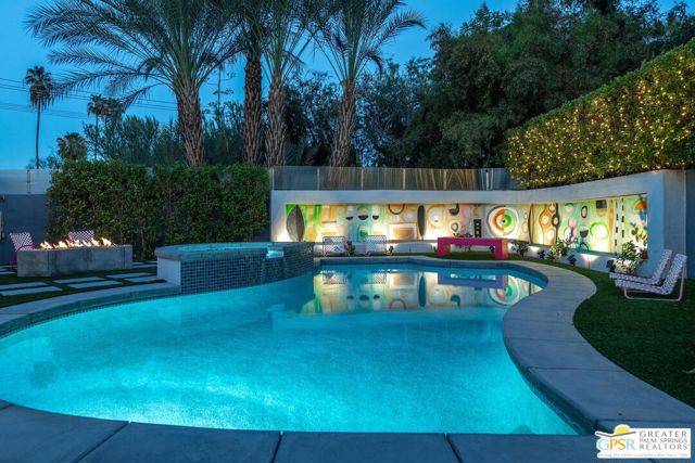 153 W El Camino Way, Palm Springs, CA 92264