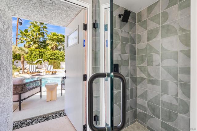 252 E Ocotillo Ave., Palm Springs CA: https://media.crmls.org/mediaz/a2cc14c9-3052-45b4-a94f-b059d5edbb0e.jpg
