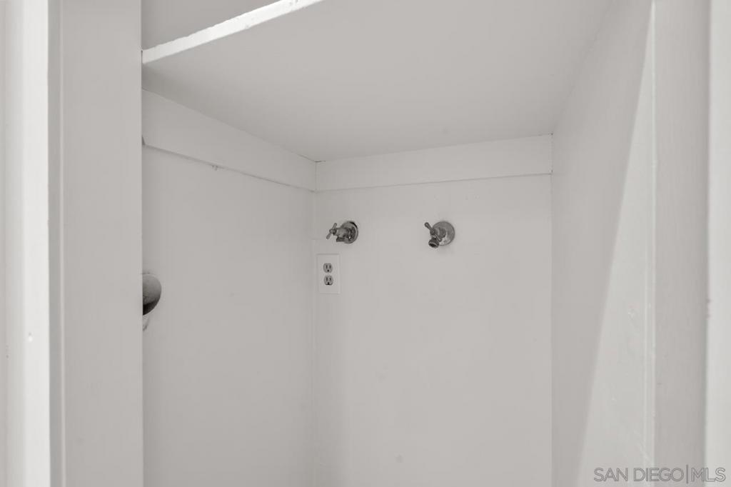 6747 Friars Rd - photo 9