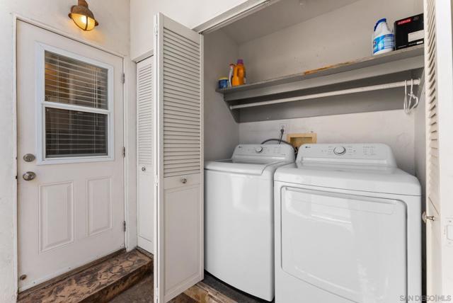 4510 Marlborough Dr, San Diego CA: https://media.crmls.org/mediaz/a2ce46b9-e2f4-4985-a46f-5319028f6717.jpg