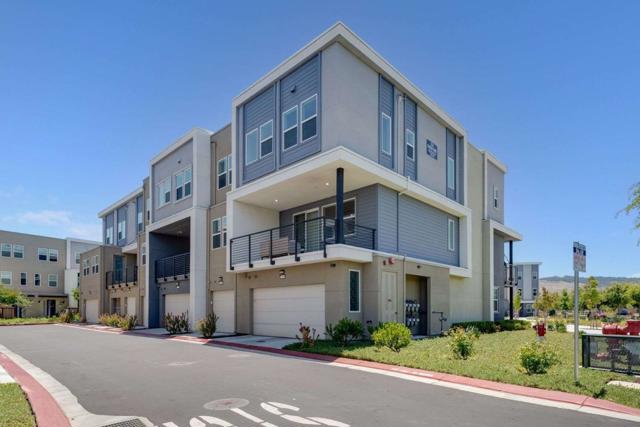 5714 Synergy Court, San Jose CA: https://media.crmls.org/mediaz/a2ce61f7-cd7f-489f-95f7-0cc75d3087f6.jpg