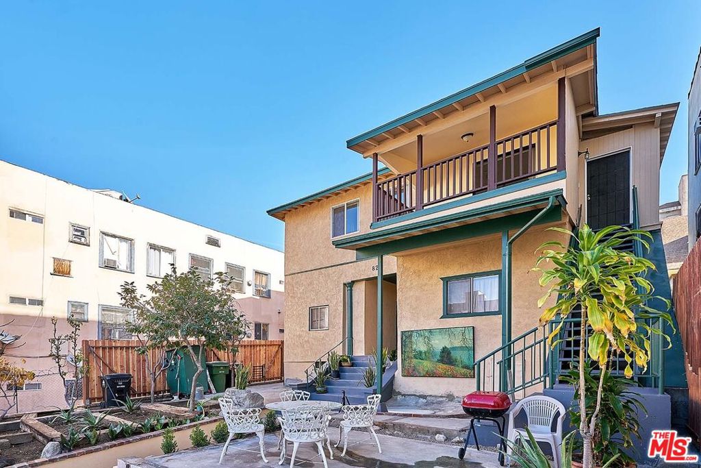 826 S Park View Street #1