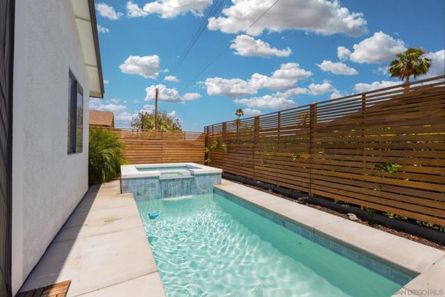 53640 AVENIDA RUBIO, La Quinta CA: https://media.crmls.org/mediaz/a2ce90be-86e2-4f89-b410-dc0e4caac394.jpg