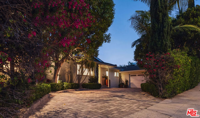 Drew Fenton | 968 Kenfield Avenue Los Angeles CA | MLS: 7503789 Drew Fenton | 968 Kenfield Avenue Los Angeles CA | MLS: 7503789