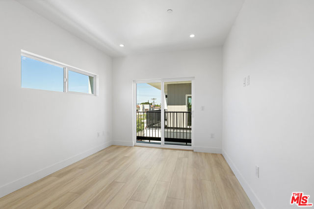 10961 Calvert, North Hollywood CA: https://media.crmls.org/mediaz/a2d00fce-0a1a-45a2-88f1-0596863ffe42.jpg