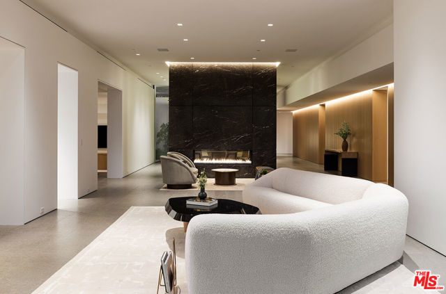 1616 Rising Glen Road, Los Angeles CA: https://media.crmls.org/mediaz/a2d035b1-fe5f-4e52-b7fd-dae0583ac5e1.jpg