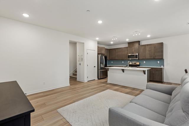 Detail Gallery Image 7 of 66 For 227 Canopy Trails Place, Fallbrook,  CA 92028 - 4 Beds | 2/1 Baths