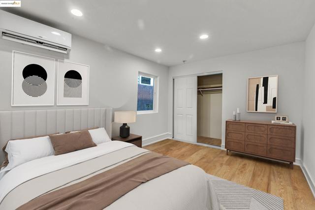 2906 Adeline St, Oakland CA: https://media.crmls.org/mediaz/a2d0972c-39bf-4903-ad07-6f9da6b34290.jpg