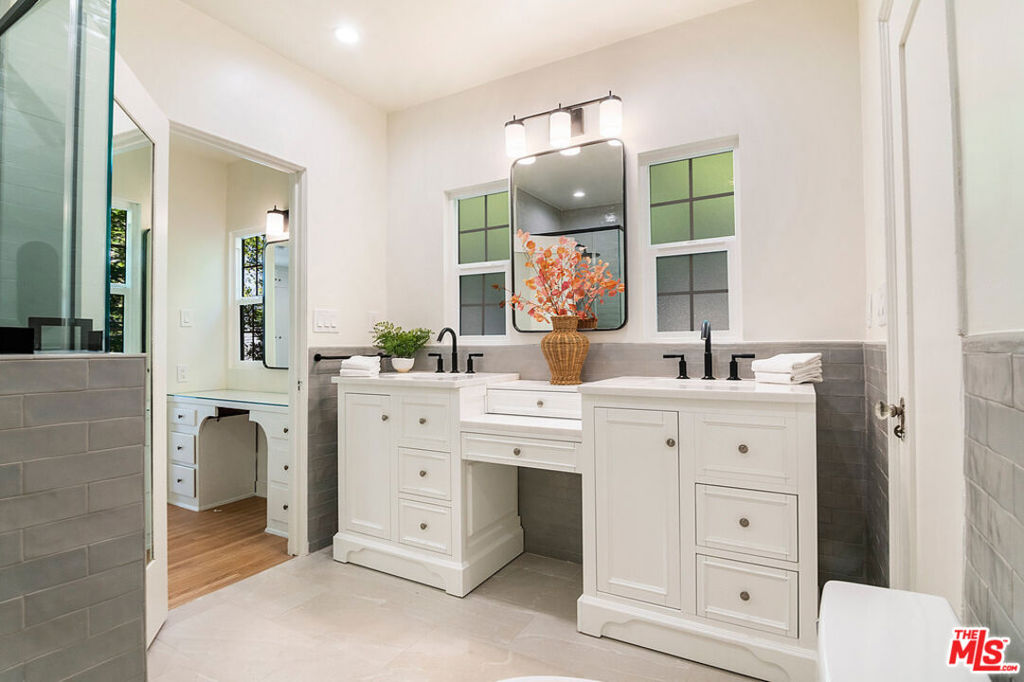 MLS #25499853 image #29