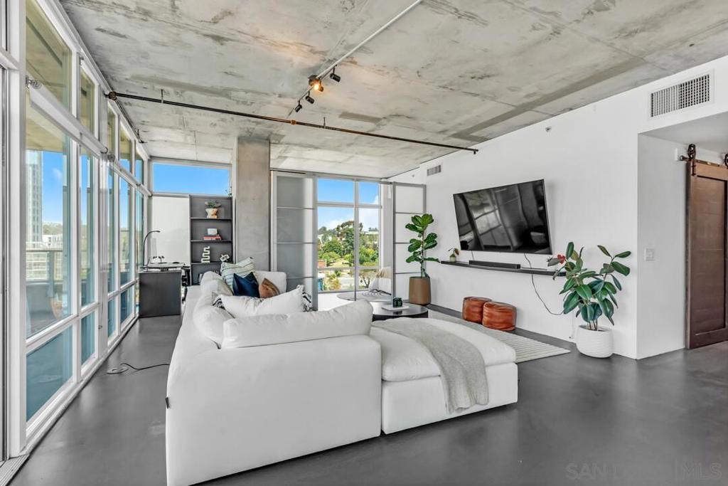 1080 Park Blvd - photo 14