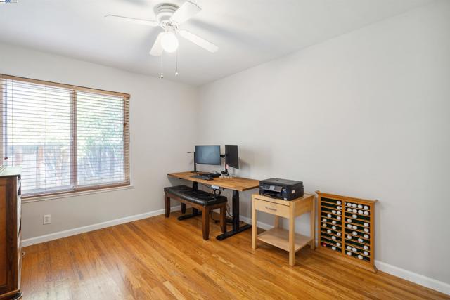 Image 25 of 31 For 1296 Vintner Way