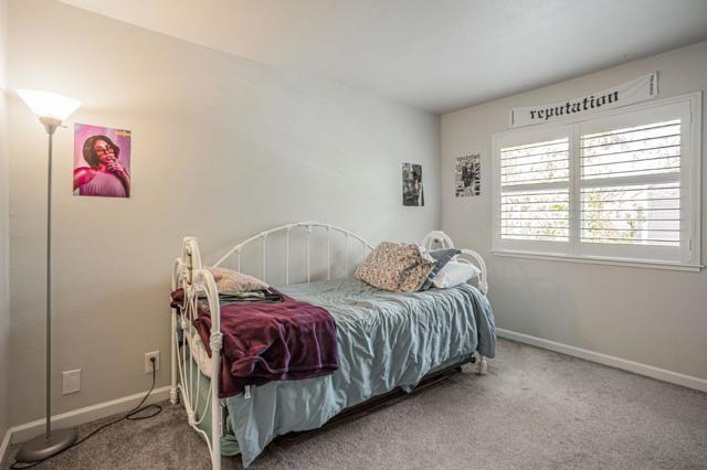 3090 Woods Circle, Davis CA: https://media.crmls.org/mediaz/a2d2d651-da31-40c2-8a69-a6402ec0e89c.jpg
