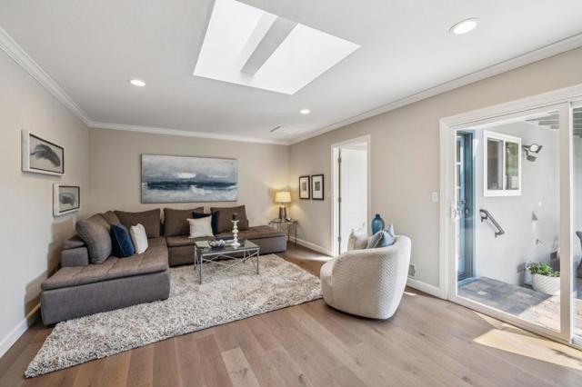 139 Old Orchard Drive, Los Gatos CA: https://media.crmls.org/mediaz/a2d3157c-28de-4fe5-9ff9-701ec2588204.jpg