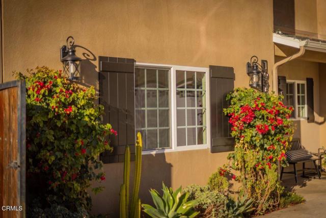 1035 Moreno Drive, Ojai CA: https://media.crmls.org/mediaz/a2d39af5-f147-4b73-bbbc-55dccad2c901.jpg