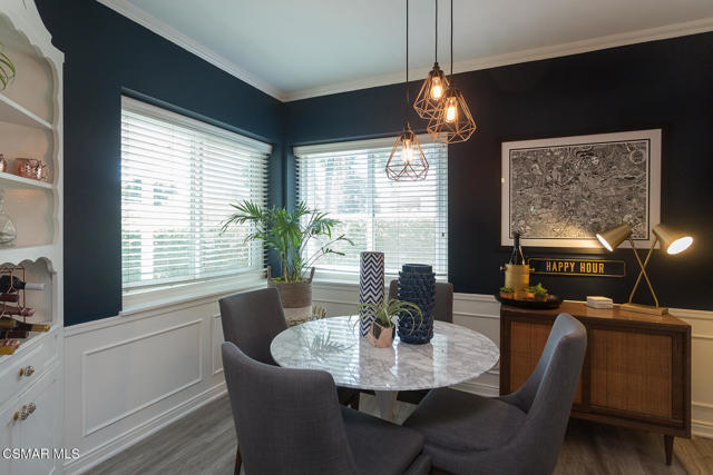 5715 Vista Del Monte Avenue, Sherman Oaks CA: https://media.crmls.org/mediaz/a2d39efb-d012-49b3-be77-122eea26c8a6.jpg