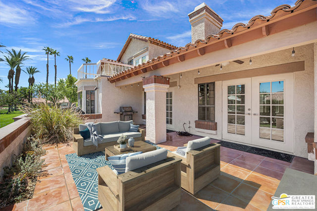 106 Avellino Circle, Palm Desert CA: https://media.crmls.org/mediaz/a2d70bdc-e2af-46c1-8ad5-096ebc51ee3b.jpg