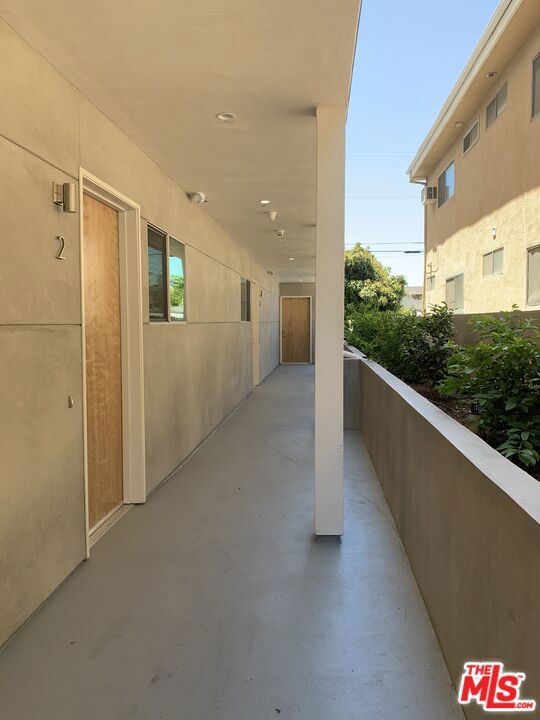 1721 GRANVILLE Avenue, Los Angeles CA: https://media.crmls.org/mediaz/a2d84059-7ec1-460f-bacc-3262b9f1a7c6.jpg