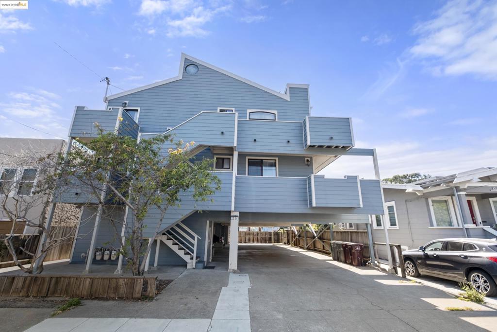 1050 Kains Ave. #3