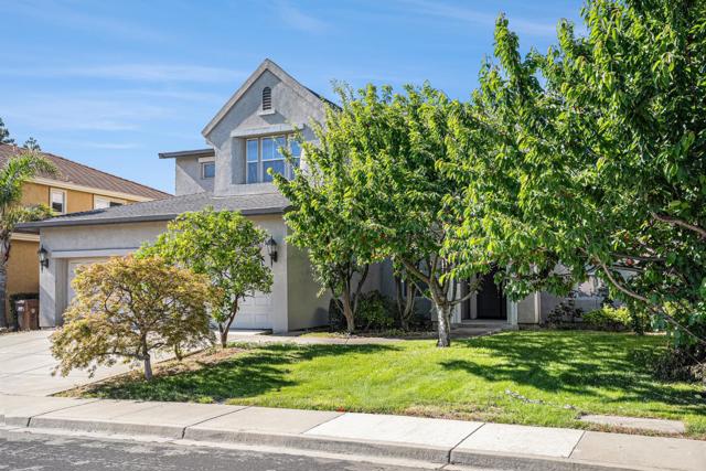 1964 Finger Peak Way, Antioch CA: https://media.crmls.org/mediaz/a2d8f99c-c35d-4807-beae-8b4e36bd017f.jpg