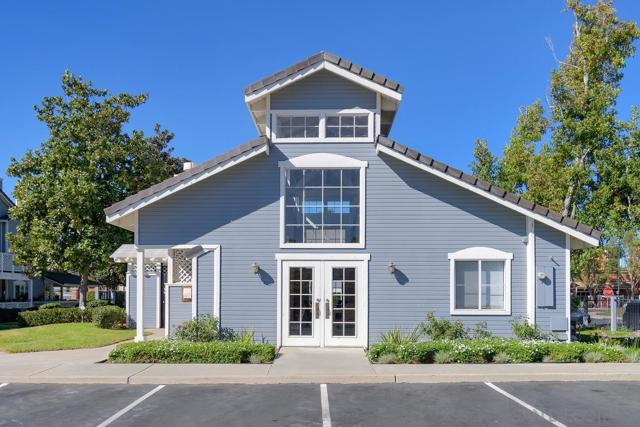 13975 Midland Rd, Poway CA: https://media.crmls.org/mediaz/a2da3a5b-11c0-4276-930f-41f1553dbba0.jpg