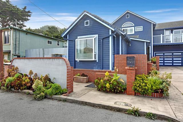 419 Harvey Way, Pacifica CA: https://media.crmls.org/mediaz/a2daf508-51df-40b6-8c31-cd6d7c68d50e.jpg