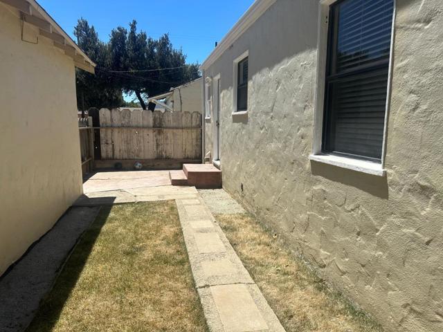 0 Ellis St, King City CA: https://media.crmls.org/mediaz/a2db4dcf-171b-4ab7-9ac3-fe857a8c4ab4.jpg