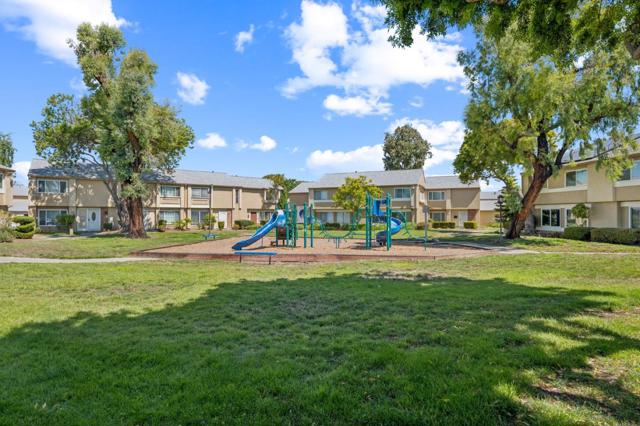 4221 Solar Circle, Union City CA: https://media.crmls.org/mediaz/a2dcd770-8e54-4922-abea-4c62dd47b4de.jpg