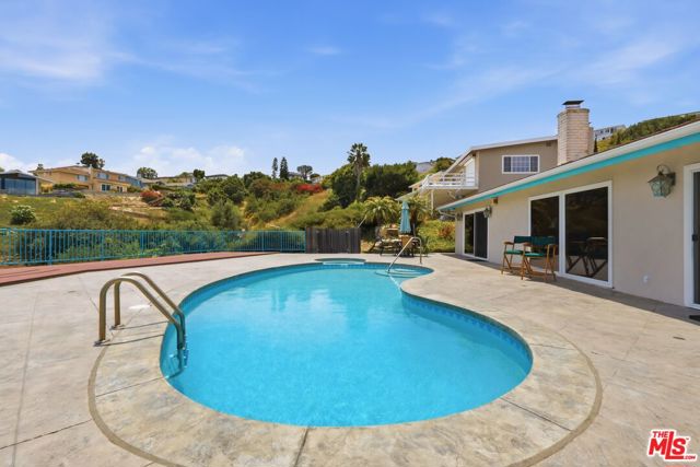 27138 Diamondhead Lane, Rancho Palos Verdes, California 90275, 3 Bedrooms Bedrooms, 0 ,2 BathroomsBathrooms,Residential,For Sale,Diamondhead,0,26829357