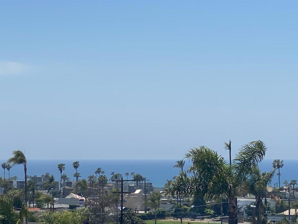 https://media.crmls.org/mediaz/a2dd3f08-b1a0-406f-8291-ad2dc8a46de3.jpg?preset=X-Large