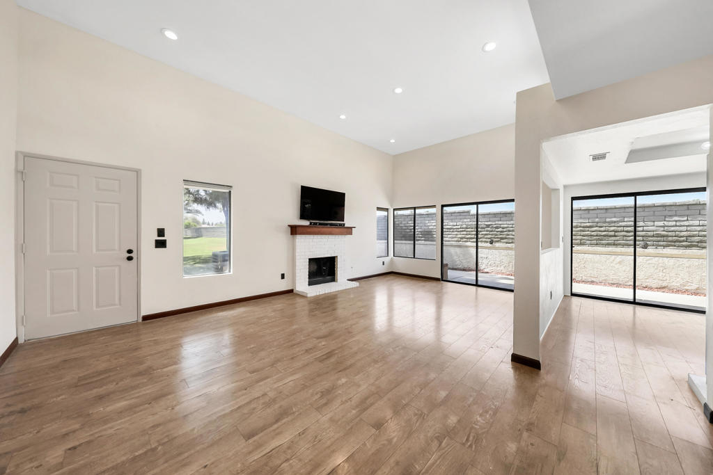 MLS #219138238DA image #3