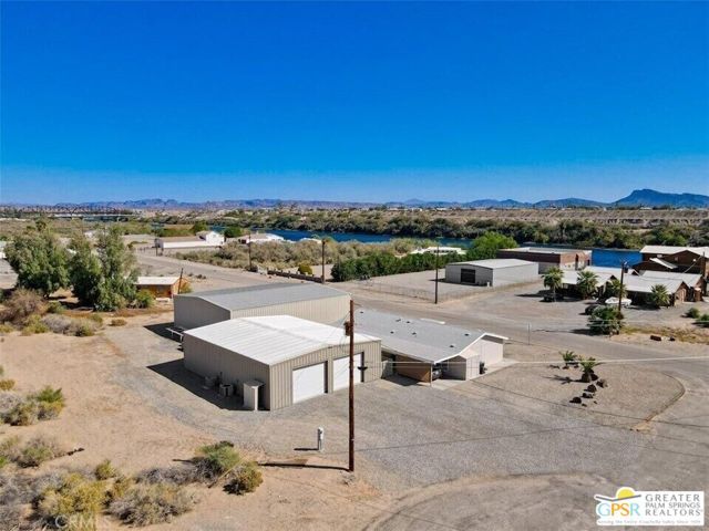 147946 4th Street,  CA: https://media.crmls.org/mediaz/a2de8e85-d770-40e0-a593-b6748aa49b9d.jpg