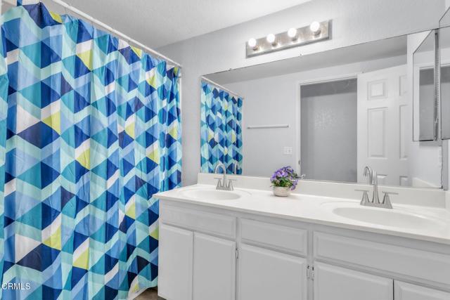 Detail Gallery Image 28 of 35 For 42950 Burlwood Dr, Lancaster,  CA 93536 - 4 Beds | 2/1 Baths