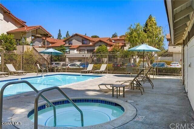 128 Maegan Place, Thousand Oaks CA: https://media.crmls.org/mediaz/a2deddb4-1f84-42a8-8996-8d1fc35391b7.jpg
