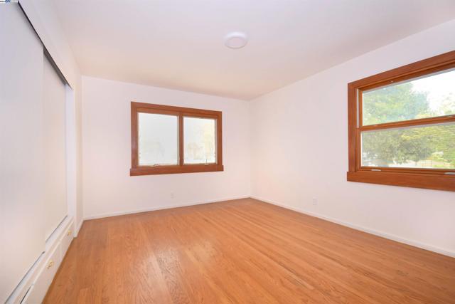 22813 2Nd St, Hayward CA: https://media.crmls.org/mediaz/a2dfb946-ea0f-4838-8234-47642ec77b00.jpg
