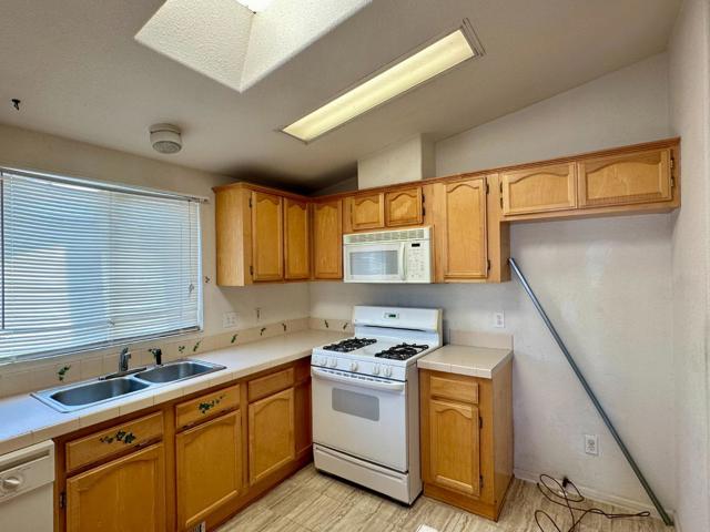 411 Lewis Road, San Jose CA: https://media.crmls.org/mediaz/a2e0a698-8c0d-45fb-892f-eb2d134dc56d.jpg