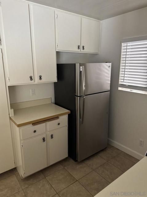 7248 Camino Degrazia, San Diego CA: https://media.crmls.org/mediaz/a2e0de24-77ed-4dff-95a6-c1102e6cfaef.jpg