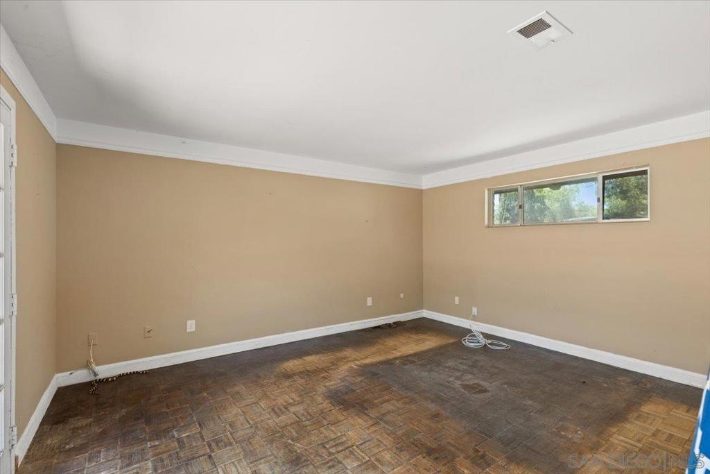 MLS #250034310SD image #19