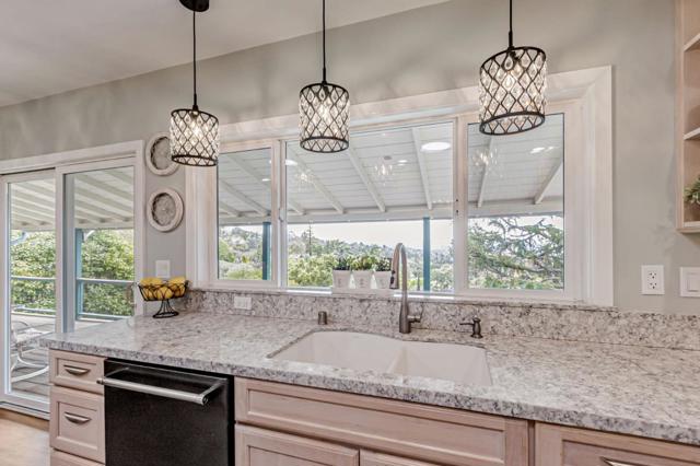 11020 Enchanto Vista Drive, San Jose CA: https://media.crmls.org/mediaz/a2e20213-2a8d-46fe-94f3-bbdbe5f0e525.jpg