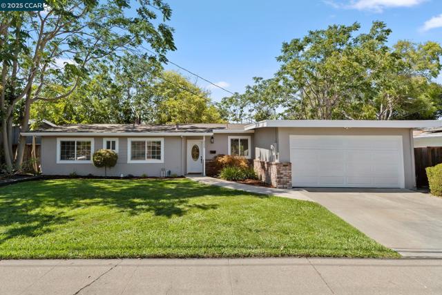 3249 Claudia Dr, Concord CA: https://media.crmls.org/mediaz/a2e21135-9381-4fe2-b20d-bf4e17f9adca.jpg