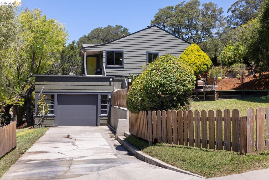 371 Rugby Ave