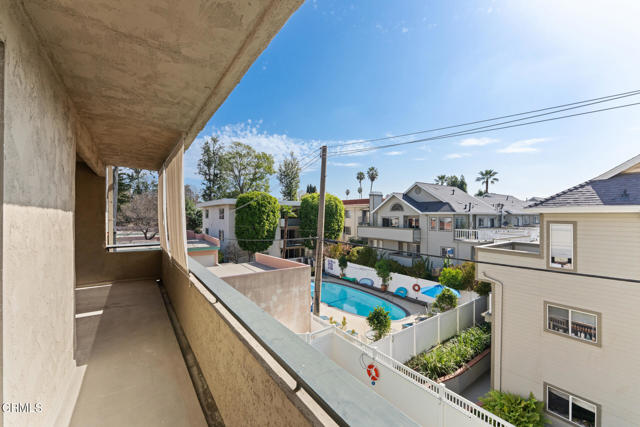 Detail Gallery Image 22 of 31 For 960 San Pasqual St #210,  Pasadena,  CA 91106 - 2 Beds | 3 Baths
