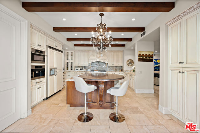 2428 Oak Canyon Place, Escondido CA: https://media.crmls.org/mediaz/a2e9441e-7bb8-42da-b80c-1c46a7cd85da.jpg