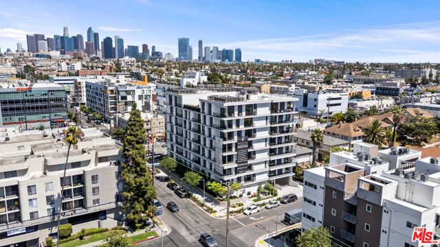 904 S New Hampshire Avenue, Los Angeles CA: https://media.crmls.org/mediaz/a2ea764f-0db1-4040-a602-c207300023c0.jpg