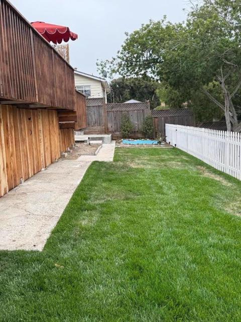1556 Hilby Avenue, Seaside CA: https://media.crmls.org/mediaz/a2ebdf8b-bb60-42db-a769-78bec6ecb764.jpg