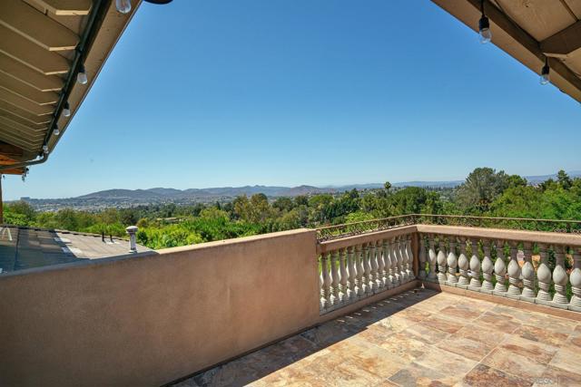 13614 Acorn Patch Ln, Poway, California 92064, 5 Bedrooms Bedrooms, ,6 BathroomsBathrooms,Single Family Residence,For Sale,Acorn Patch Ln,250015010SD